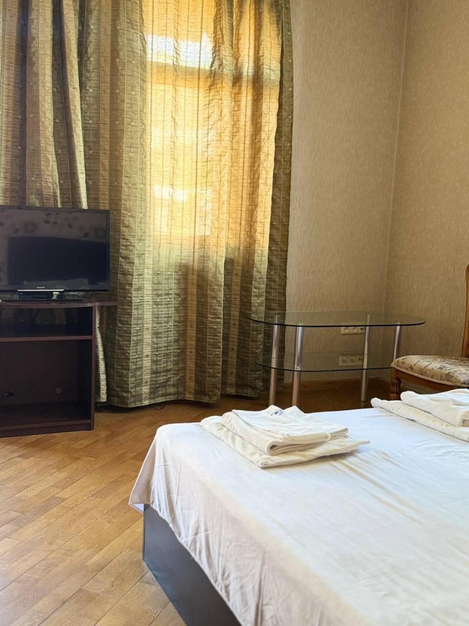 Centre Hotel-Hostel Jerevan Eksteriør billede