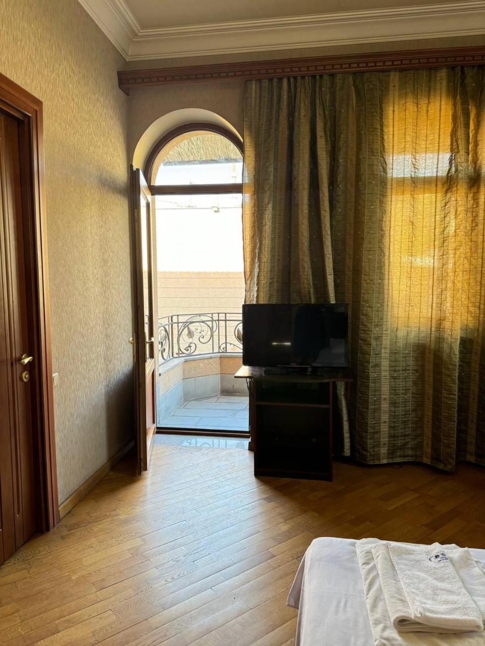 Centre Hotel-Hostel Jerevan Eksteriør billede