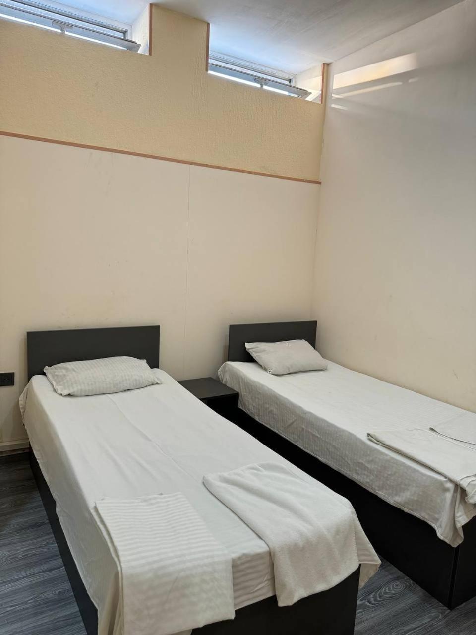 Centre Hotel-Hostel Jerevan Eksteriør billede
