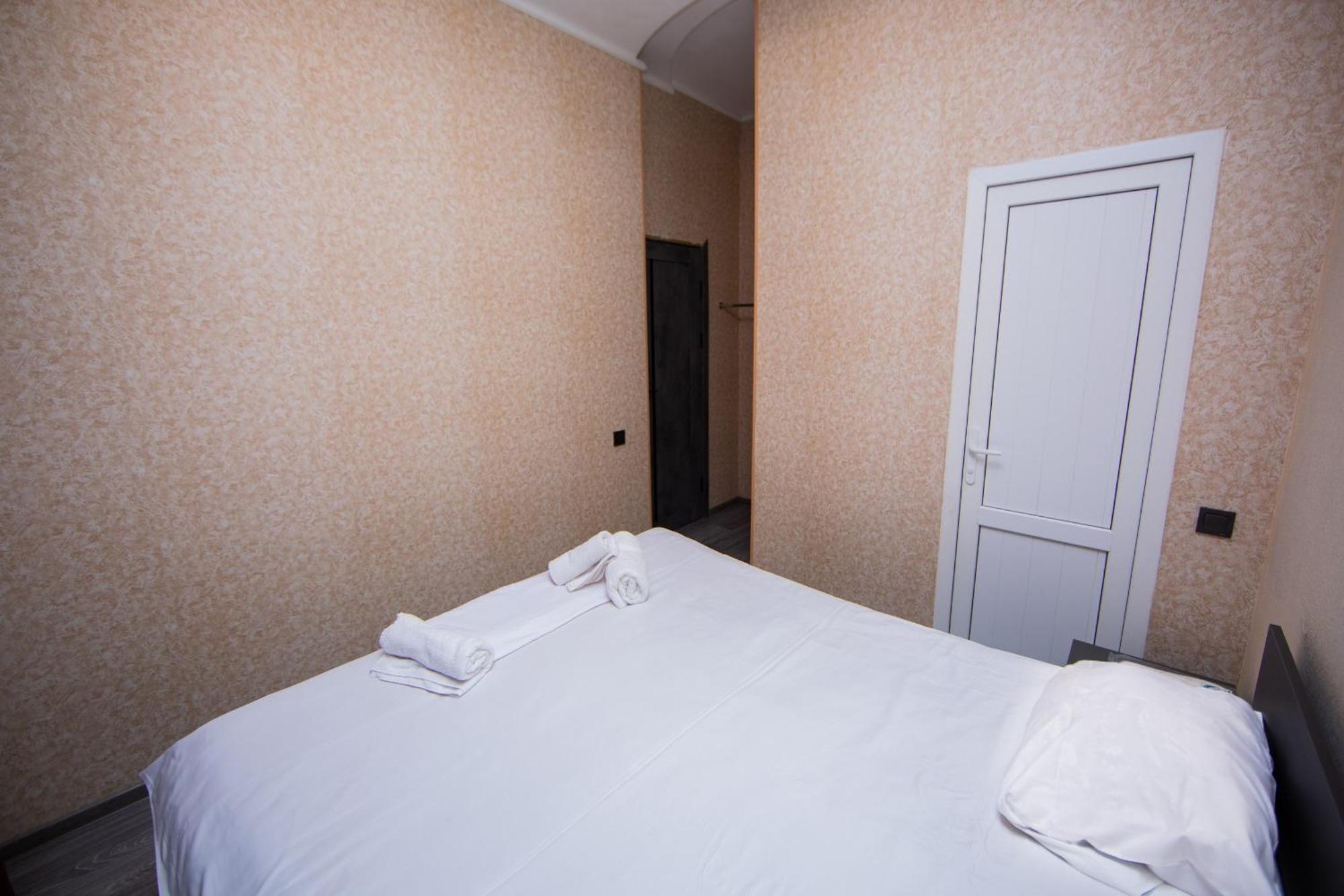 Centre Hotel-Hostel Jerevan Eksteriør billede
