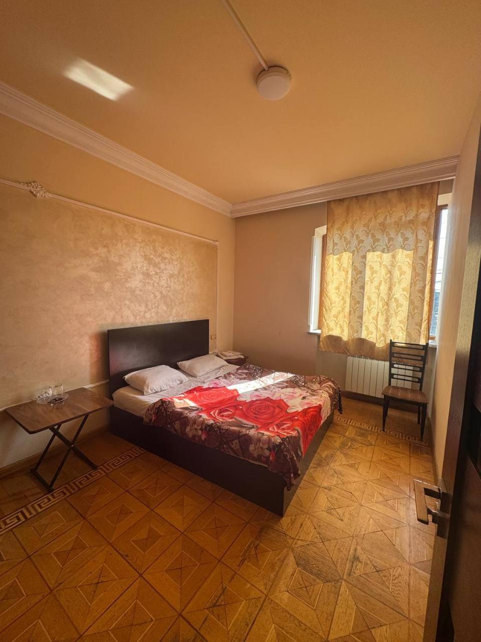 Centre Hotel-Hostel Jerevan Eksteriør billede