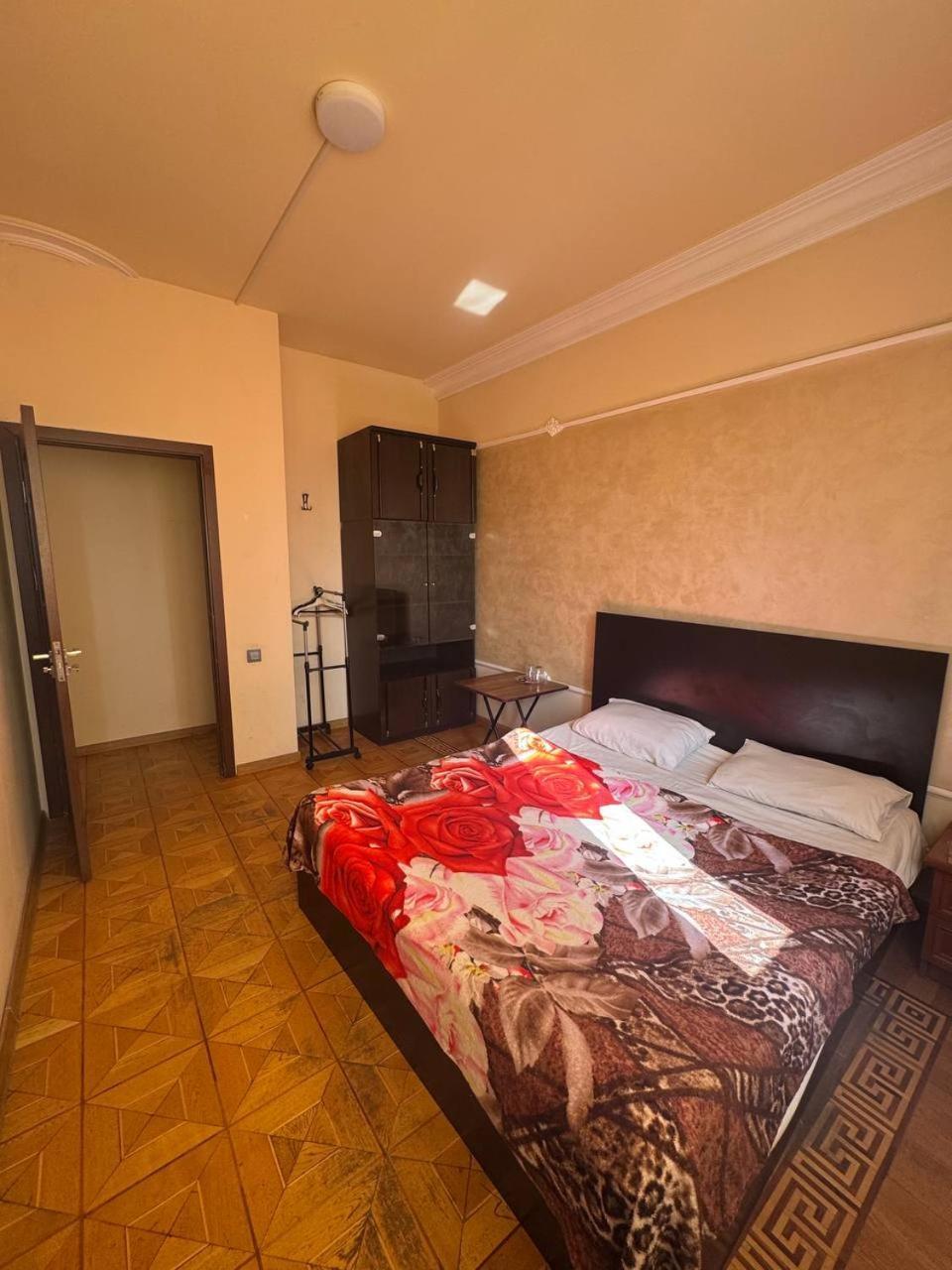 Centre Hotel-Hostel Jerevan Eksteriør billede
